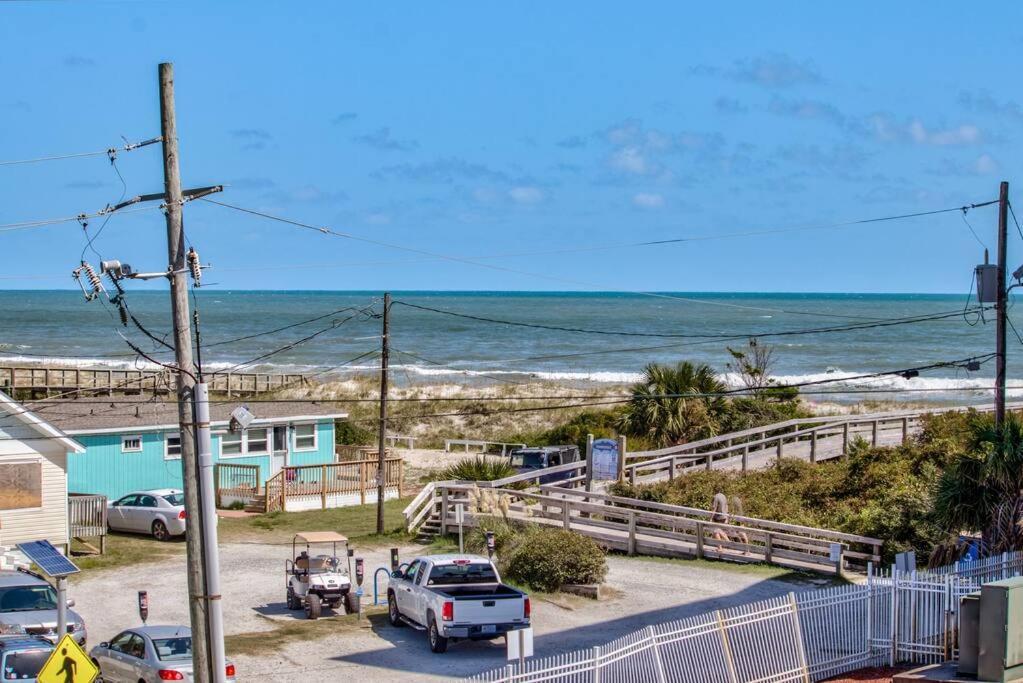 Ferienwohnung Kraken'S Den * Oceanview * Steps To Ocean * Pool Carolina Beach Exterior foto